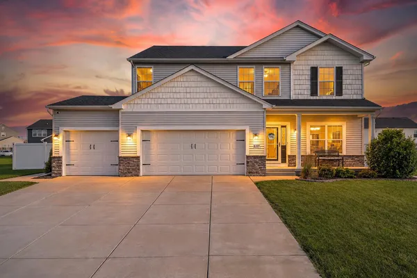 $479,900 | 8289 West 171st Place, Lowell, IN 46356