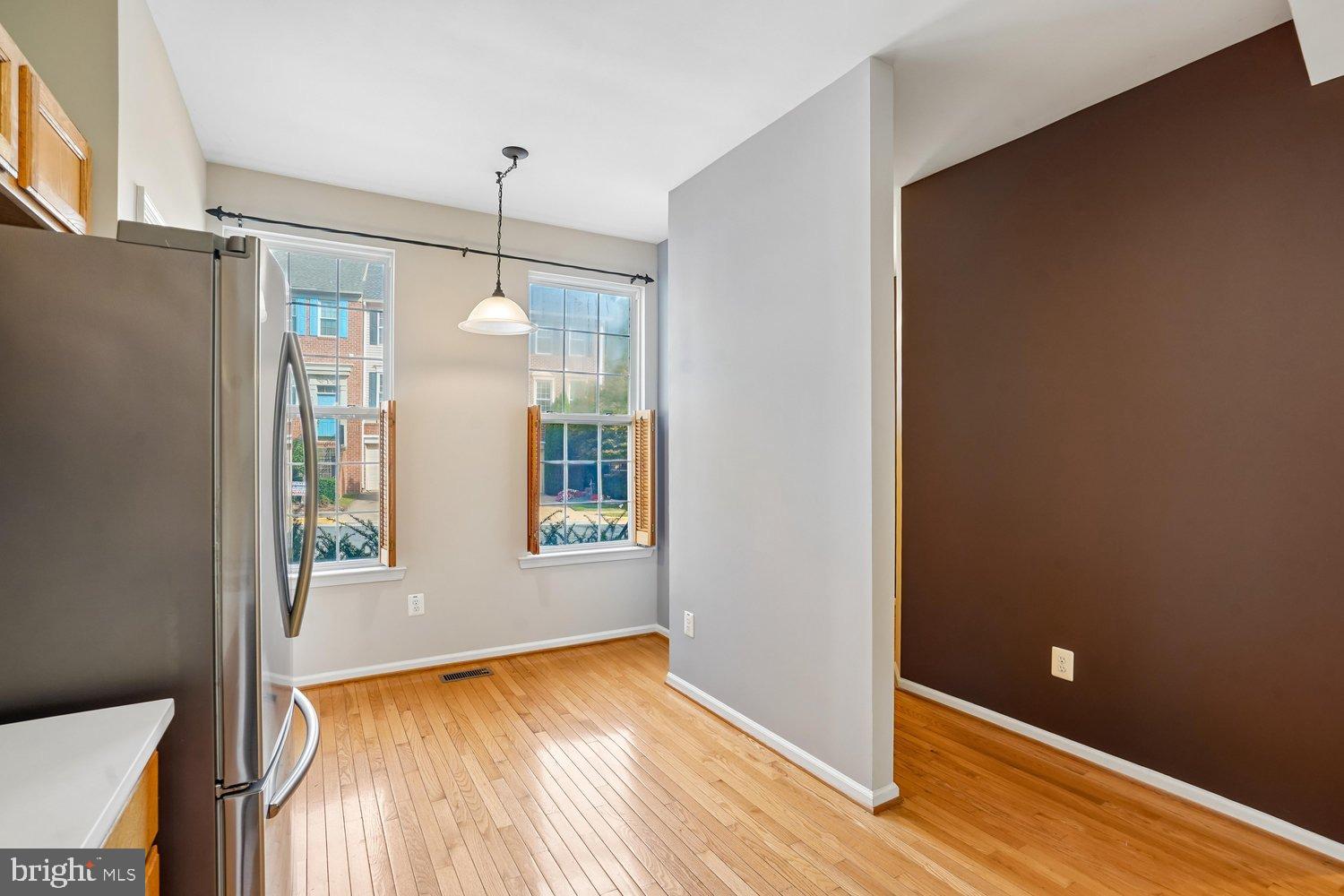 11433 Heritage Commons Way Reston, VA 20194 - Photo 18 of 53 Breakfast Room
