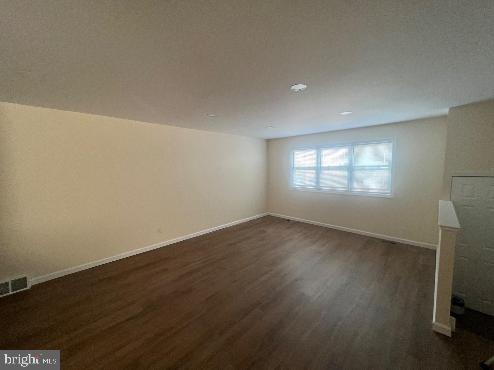 8425 Ridgeway Street Philadelphia, PA 19111 - Photo 9 of 22 Spacious room with natural light.