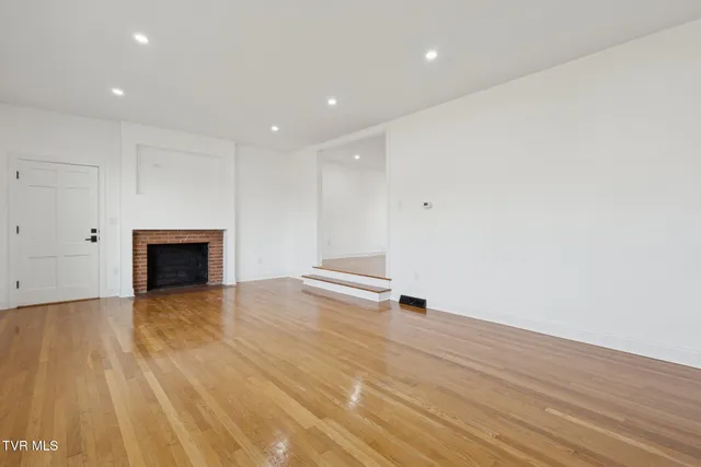 $499,900 | 21 Dodge Street, Lebanon, VA 24266