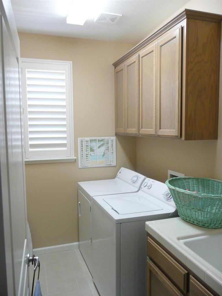 1891 East Duff Avenue Reedley, CA 93654 - Photo 7 of 10 Gallery Image 7