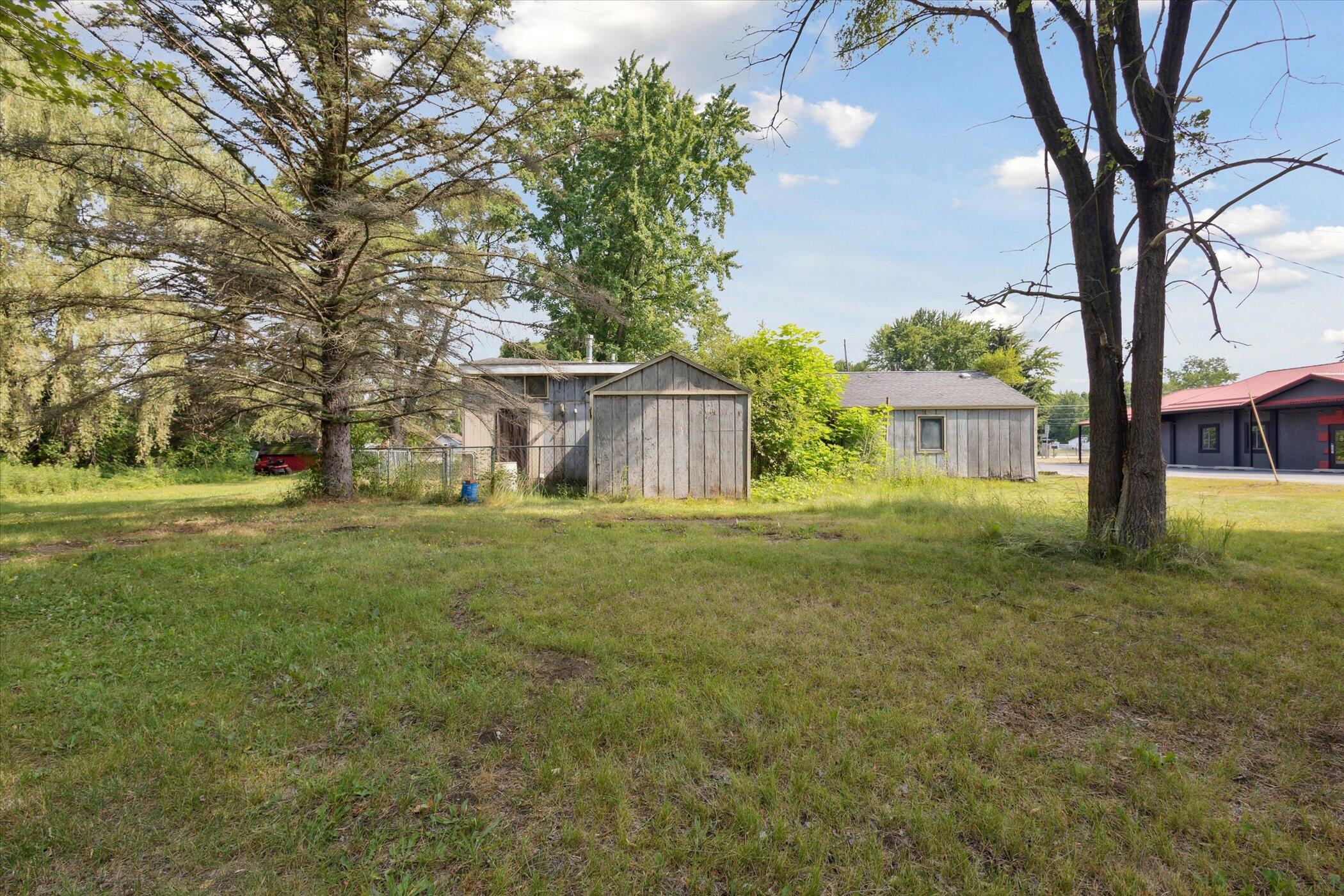 1885 West Monroe Road St. Louis, MI 48880 - Photo 4 of 19 Back