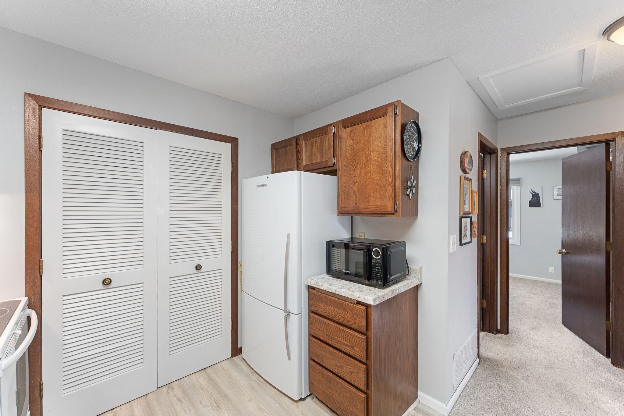 4677 Stavern Point Eagan, MN 55122 - Photo 14 of 26