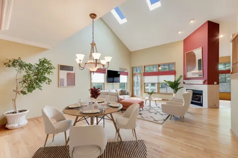 $509,999 | 21714 Cappel Lane, Frankfort, IL 60423
