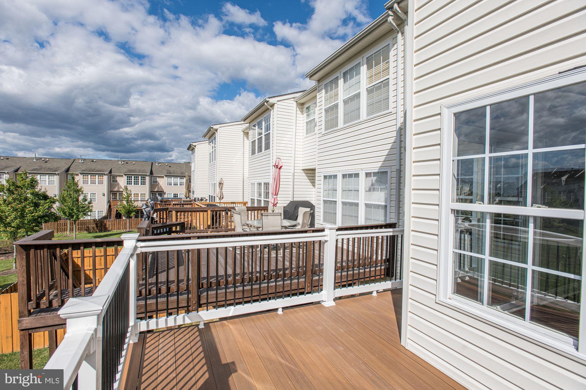 9804 Biggs Road Baltimore, MD 21220 - Photo 29 of 37 Deck