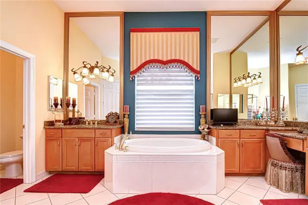 $825,000 | 5056 Ruby Flats Drive, Wimauma, FL 33598