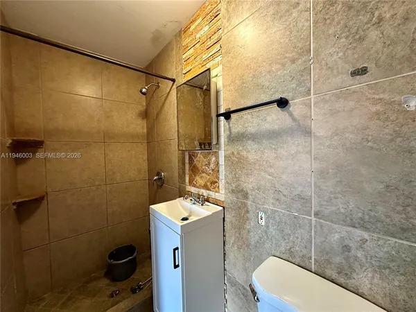 $1,100 | 15448 Southwest 62nd Street, Unit 1, Miami, FL 33193