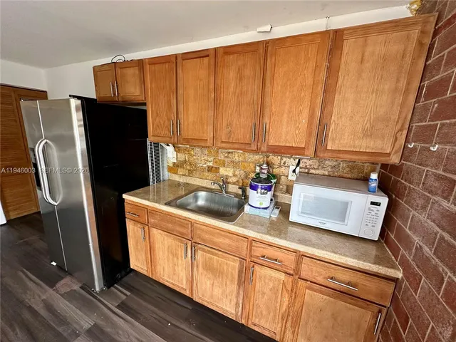 $1,100 | 15448 Southwest 62nd Street, Unit 1, Miami, FL 33193