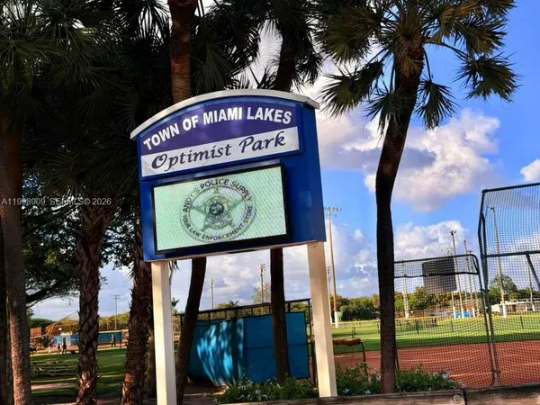 $2,700 | 15515 North Miami Lakeway, Unit 20211, Miami Lakes, FL 33014