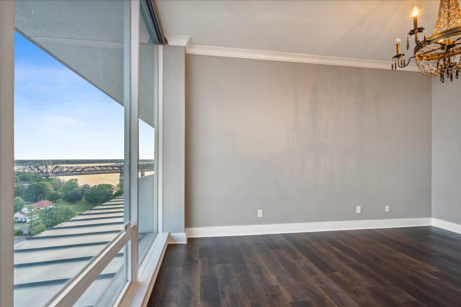 655 Riverside Drive, Unit 1508 Memphis, TN 38103 - Photo 11 of 32 Gallery Image 11