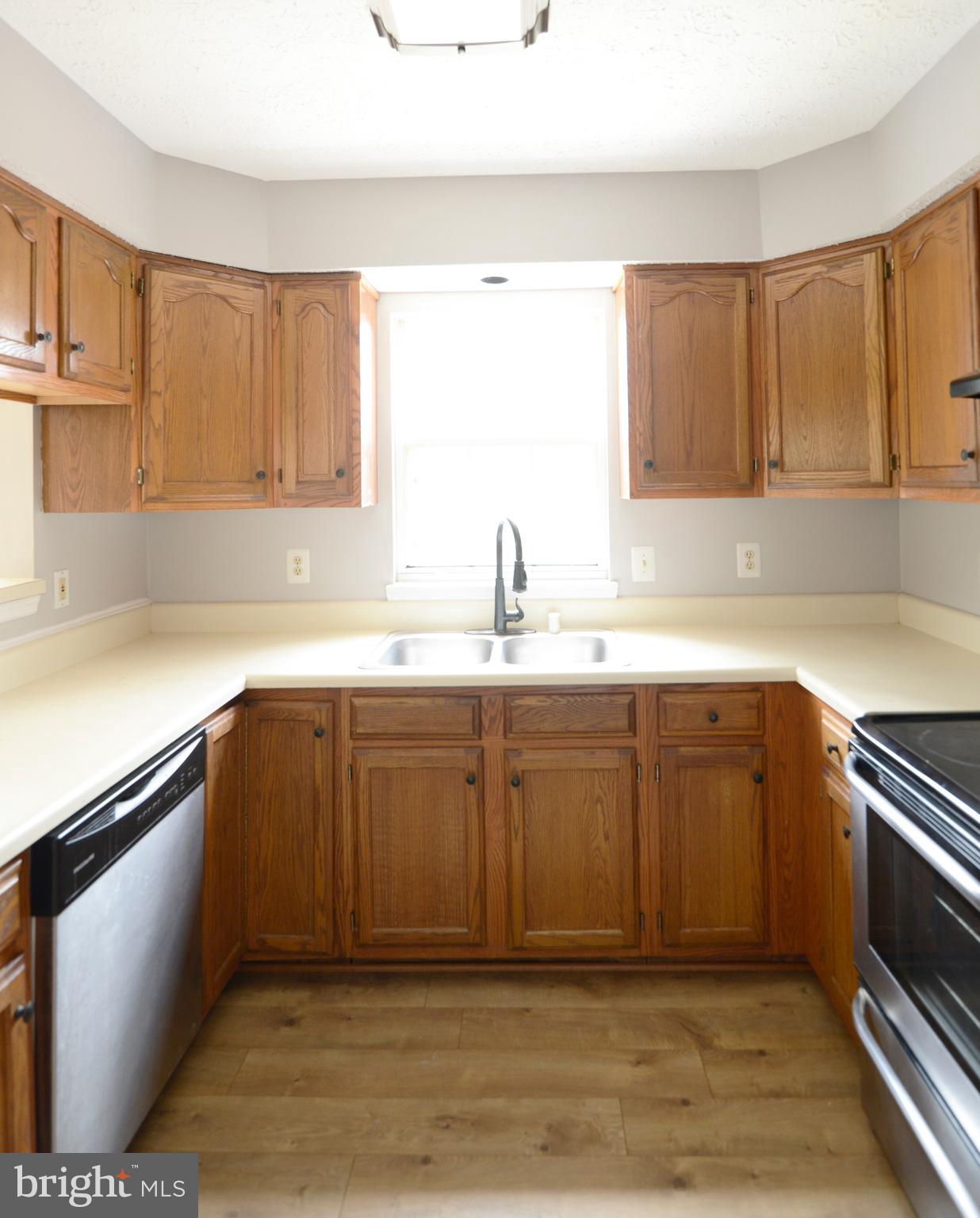 14001 Winding Ridge Lane Centreville, VA 20121 - Photo 14 of 58 Gallery Image 14