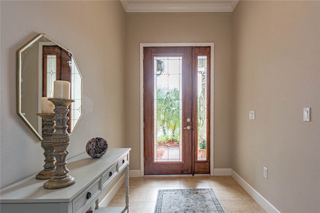 4250 Diamond Square Vero Beach, FL 32967 - Photo 2 of 33 a view of hall way with furniture