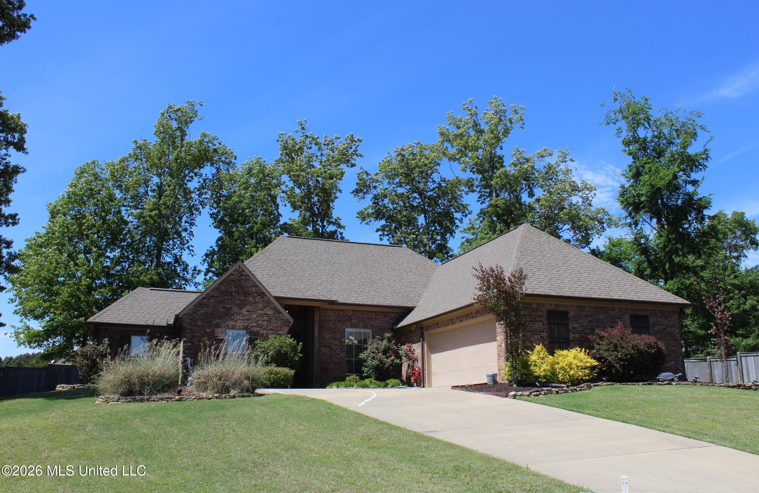 103 Estill Cove Madison, MS 39110 - Photo 3 of 47 IMG_2511a