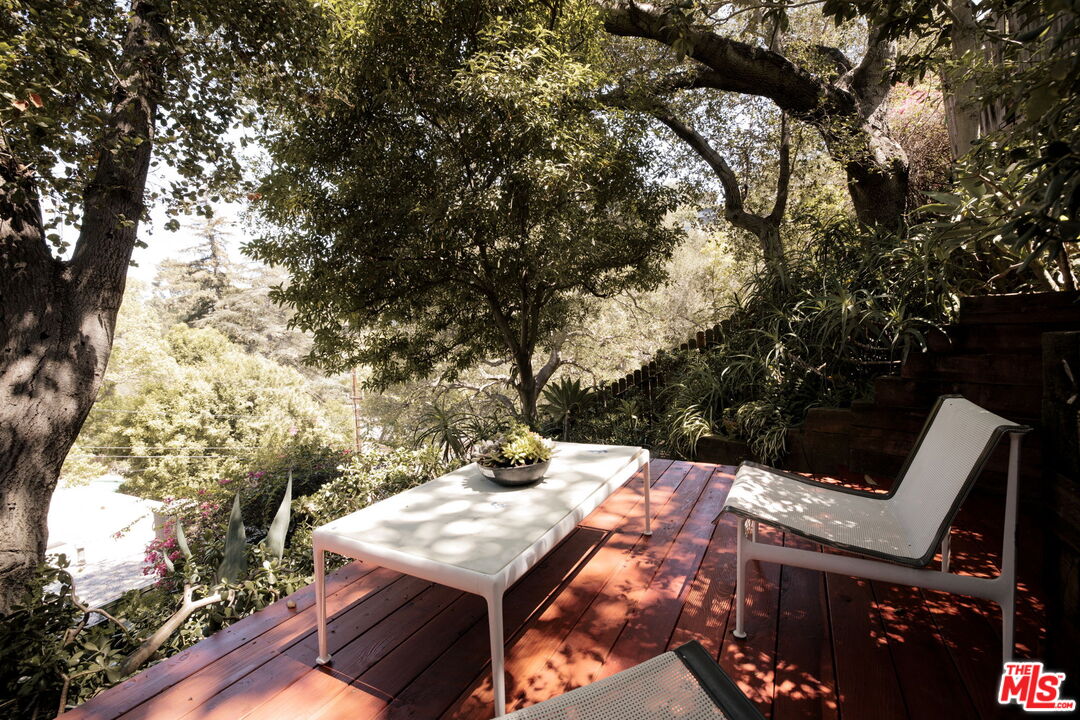 8322 Ridpath Drive Los Angeles, CA 90046 - Photo 20 of 22 Gallery Image 20