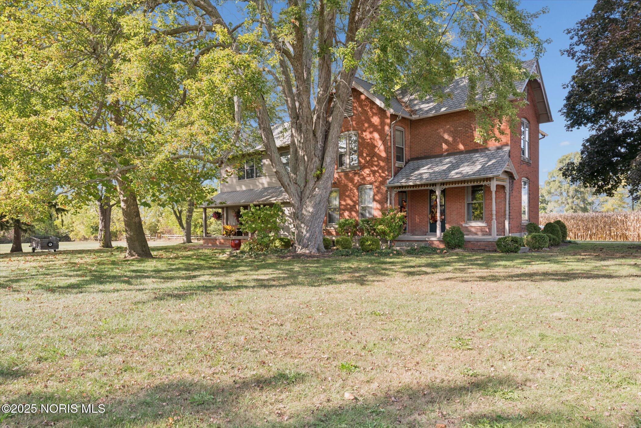 3044 Albon Road Monclova, OH 43542 - Photo 6 of 93 122-3044-Albon-Rd-Maumee-OH-43537-Window