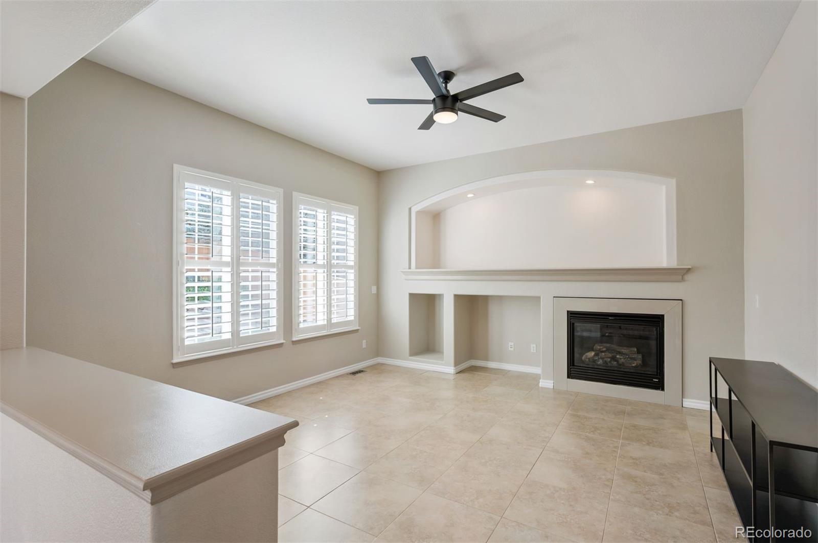 5331 Fullerton Circle Highlands Ranch, CO 80130 - Photo 8 of 30 Gallery Image 8