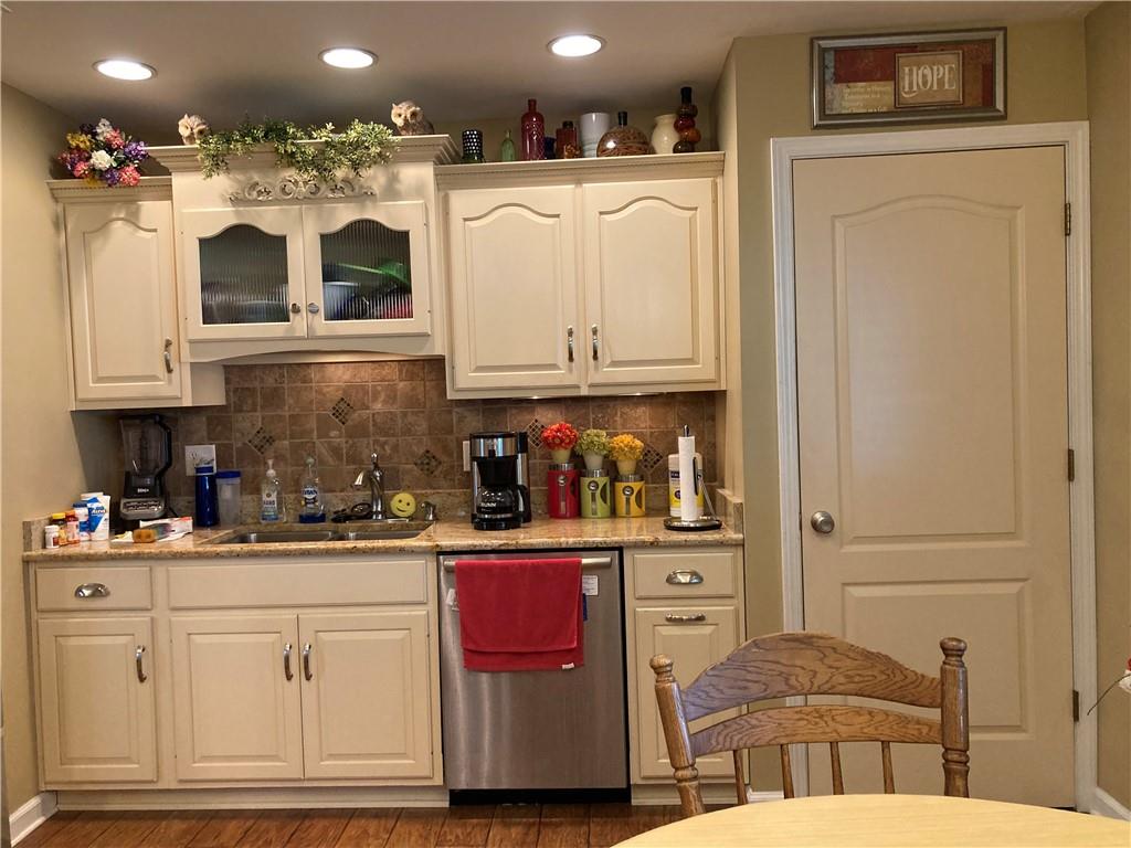 7642 Brehob Road Indianapolis, IN 46217 - Photo 13 of 37 Gallery Image 13