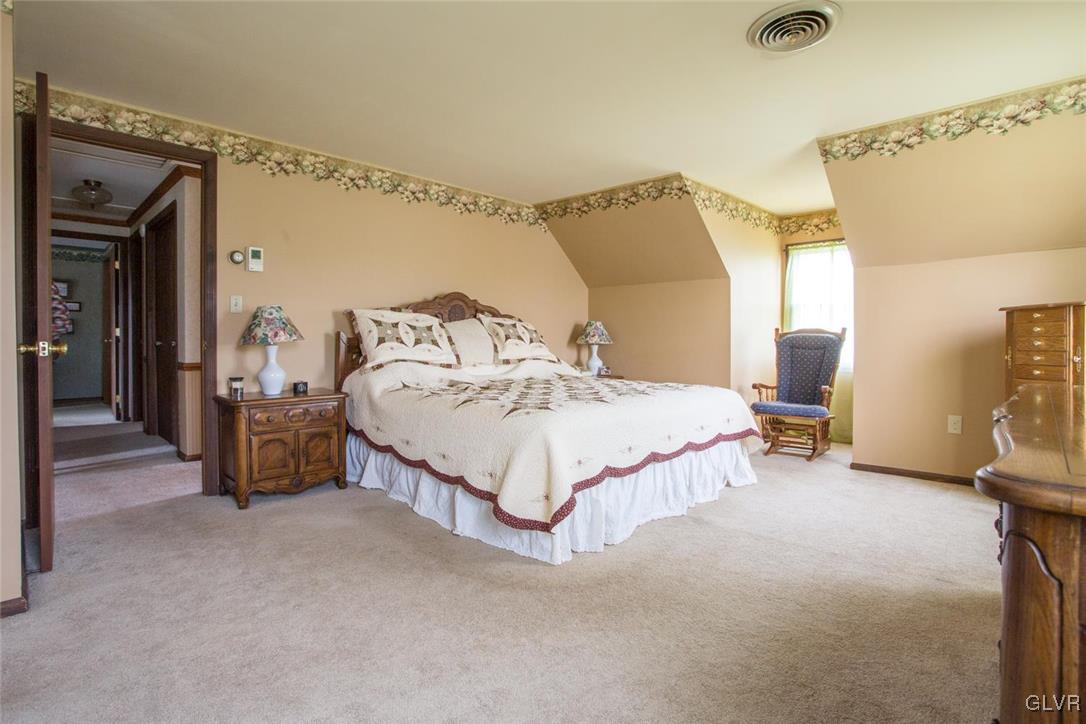 573 Fehr Road Nazareth, PA 18064 - Photo 14 of 28