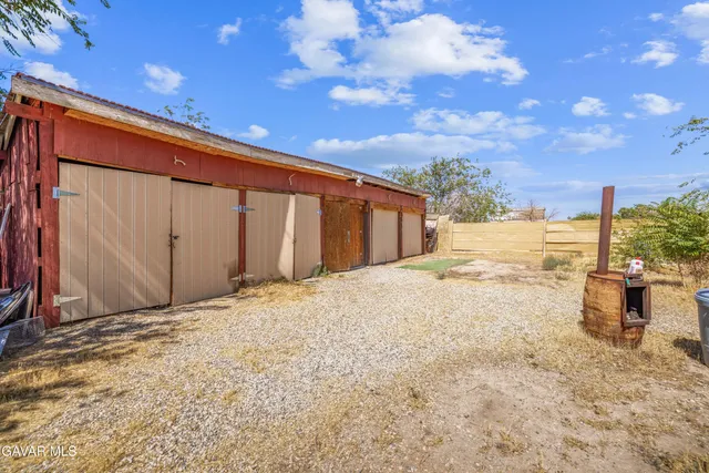 $569,999 | 10333 Avenue R-8 E Littlerock Ca East, Littlerock, CA 93543