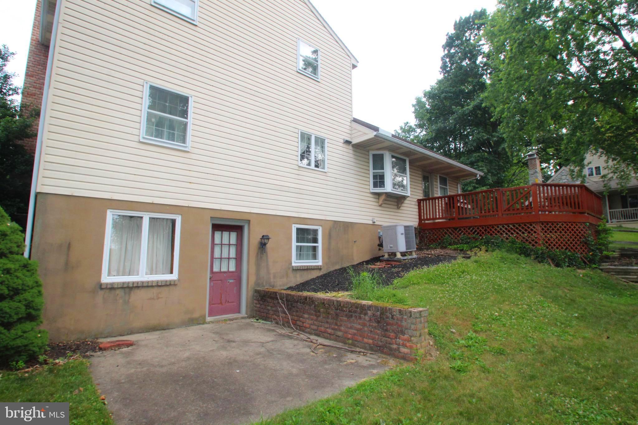 20 Briarcliff Road Elizabethtown, PA 17022 - Photo 4 of 35 Gallery Image 4