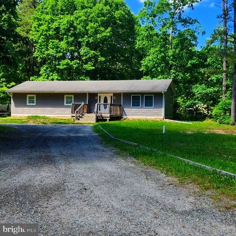 $2,350 | 5702 Regel Avenue, Millville, NJ 08332