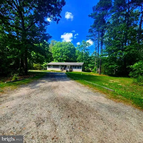 $2,350 | 5702 Regel Avenue, Millville, NJ 08332