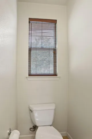 a bathroom with a toilet