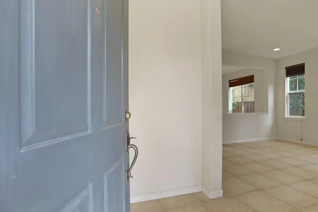 a view of an entryway of the house