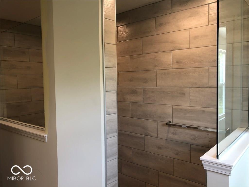 13548 Dewpoint Lane Fishers, IN 46037 - Photo 16 of 20