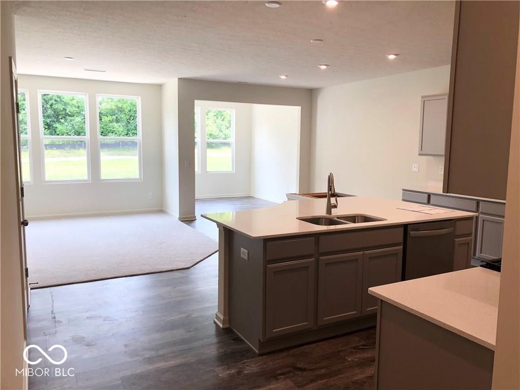 13548 Dewpoint Lane Fishers, IN 46037 - Photo 5 of 20