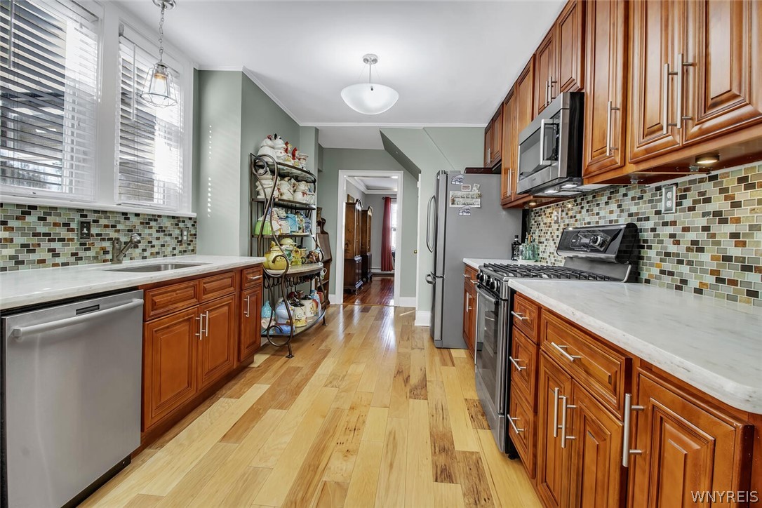 28 Edge Park Avenue Buffalo, NY 14216 - Photo 11 of 36