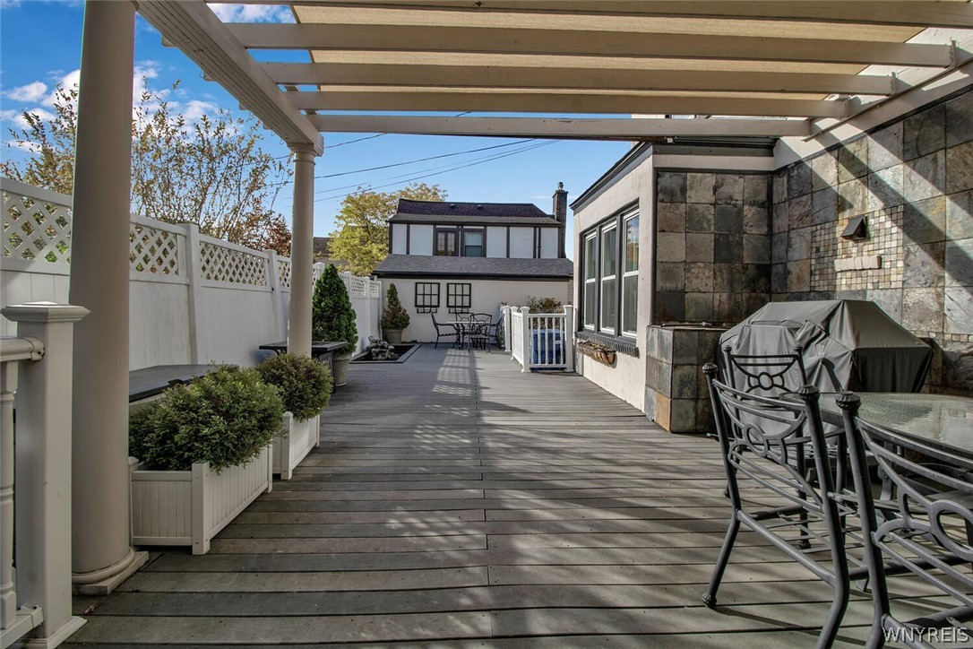 28 Edge Park Avenue Buffalo, NY 14216 - Photo 17 of 36