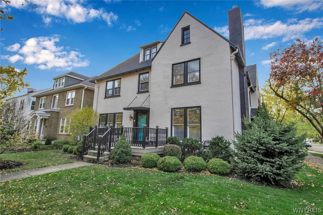 28 Edge Park Avenue Buffalo, NY 14216 - Photo 2 of 36