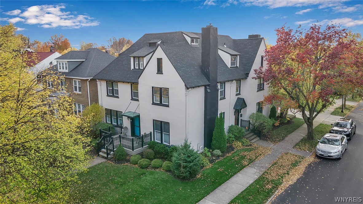 28 Edge Park Avenue Buffalo, NY 14216 - Photo 3 of 36