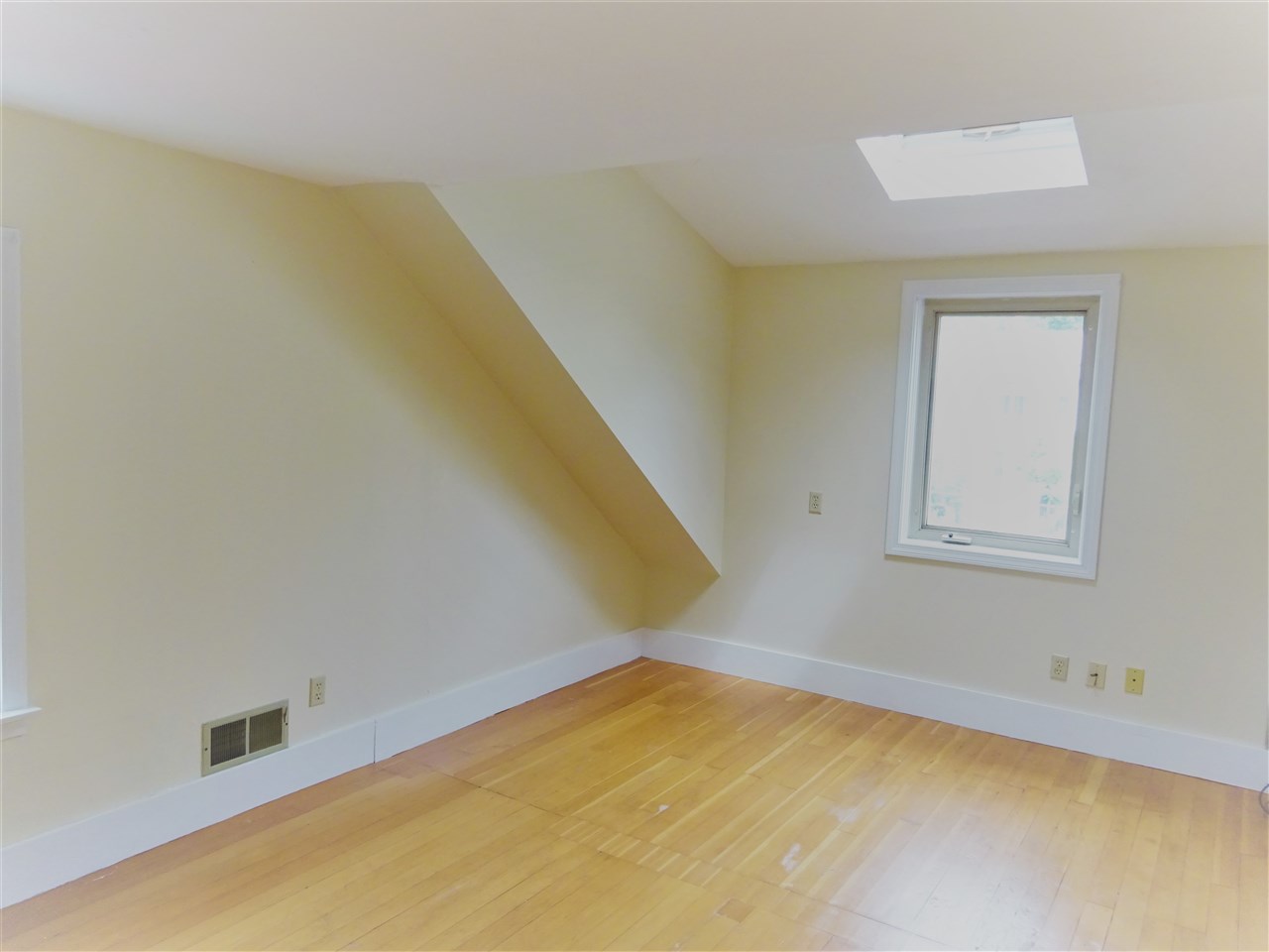9 Monadnock Street Keene, NH 03431 - Photo 26 of 34 Gallery Image 26