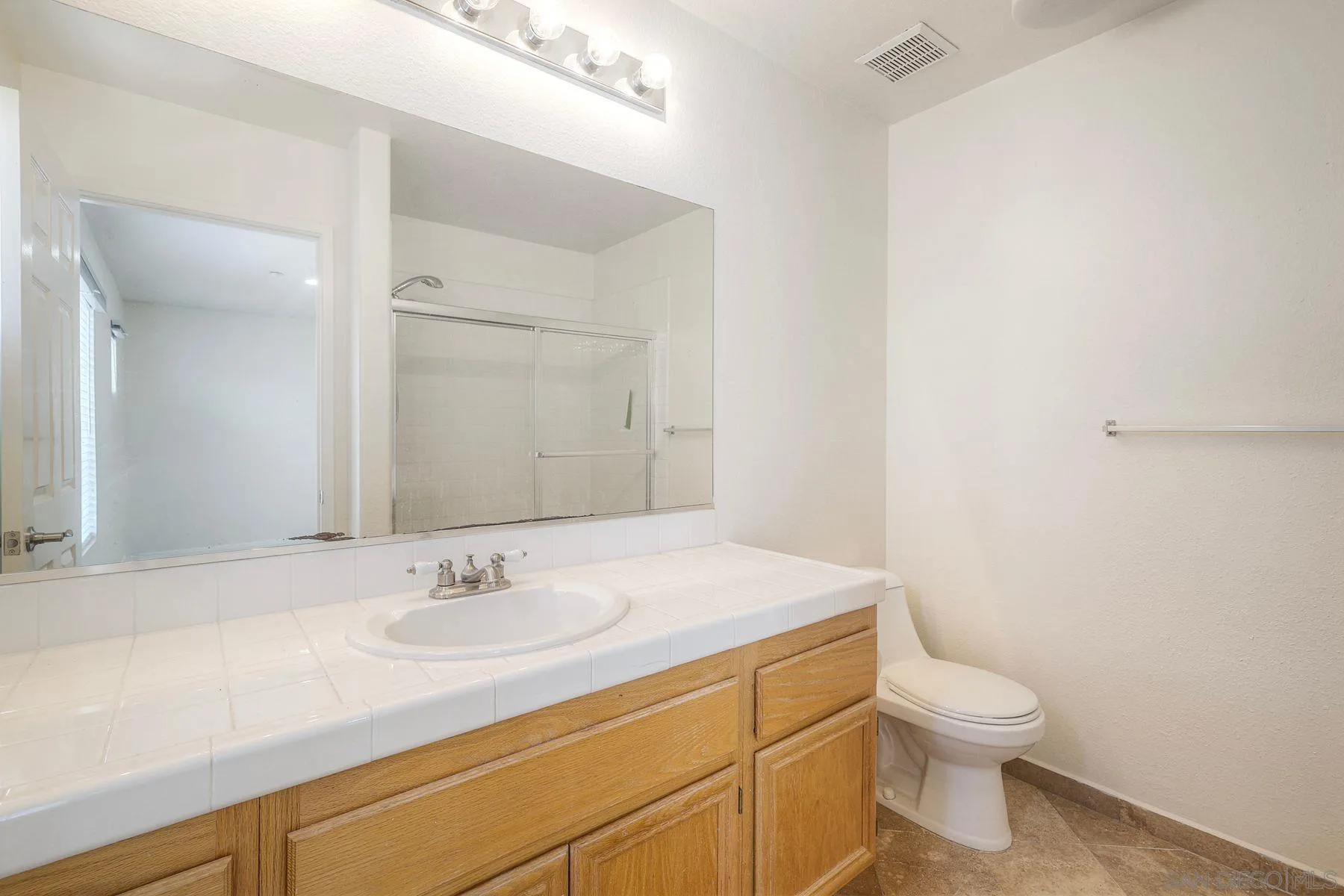 10160 Challenger Circle Spring Valley, CA 91978 - Photo 22 of 41 Gallery Image 22