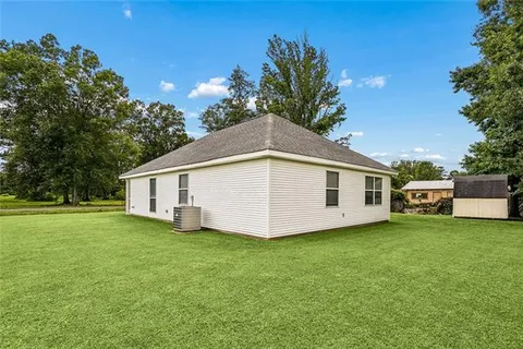 $207,000 | 48066 Sibley Road, Tickfaw, LA 70466