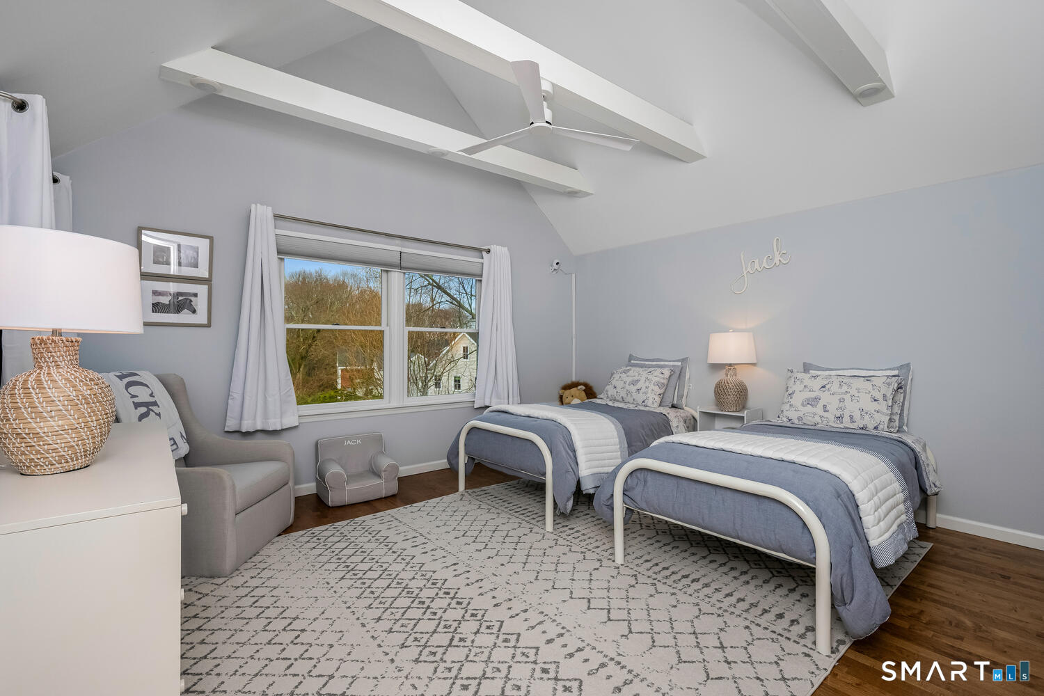 29 Walmsley Road Darien, CT 06820 - Photo 27 of 40