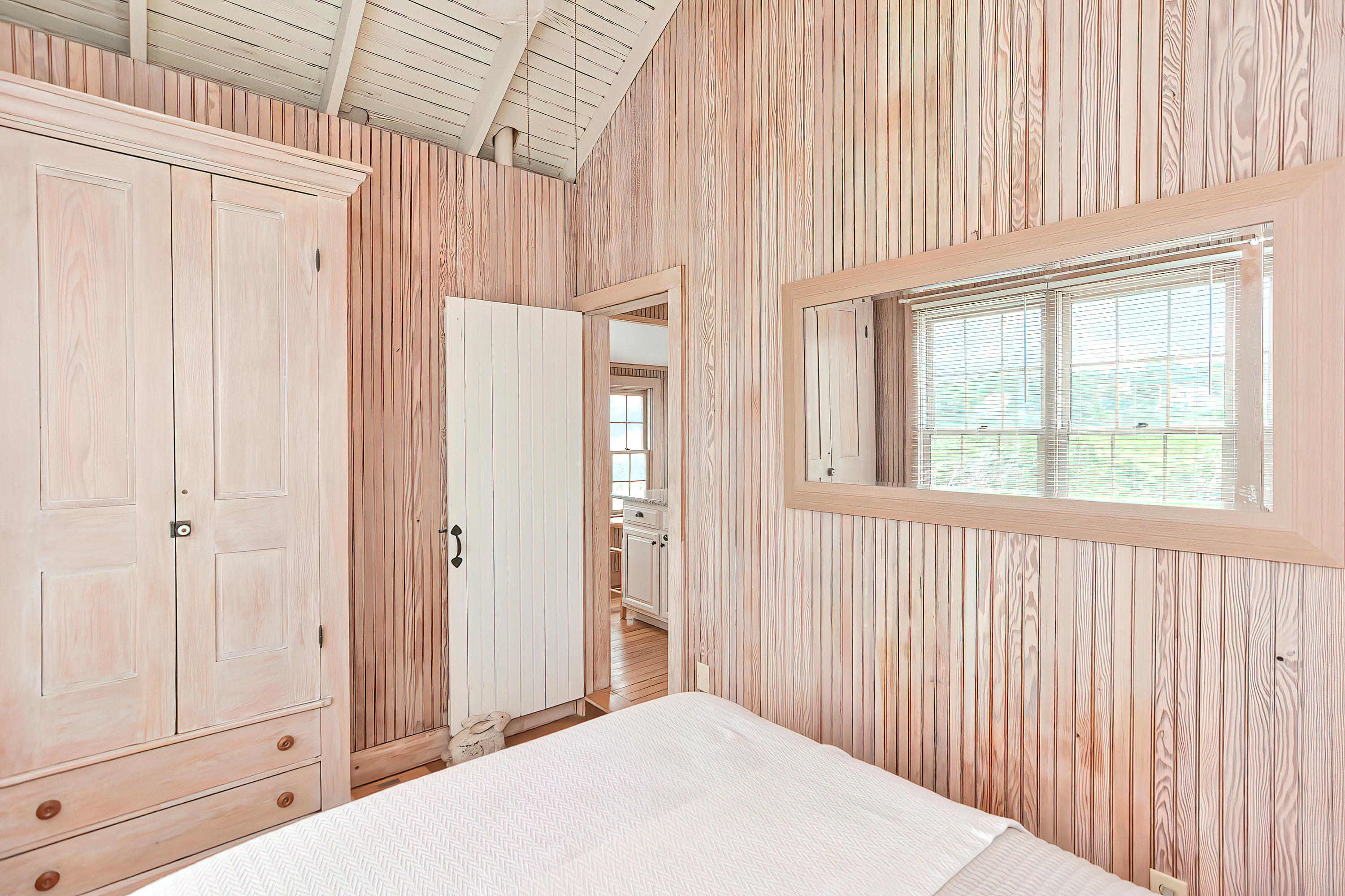 63 Salt Marsh Road East Sandwich, MA 02537 - Photo 6 of 8 JL1_7316_edit