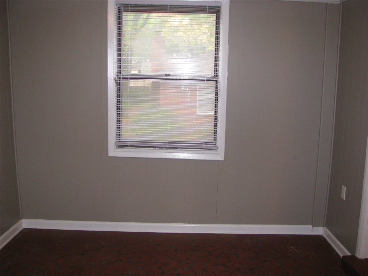 1557 Old Hickory Road Memphis, TN 38116 - Photo 9 of 24 Gallery Image 9
