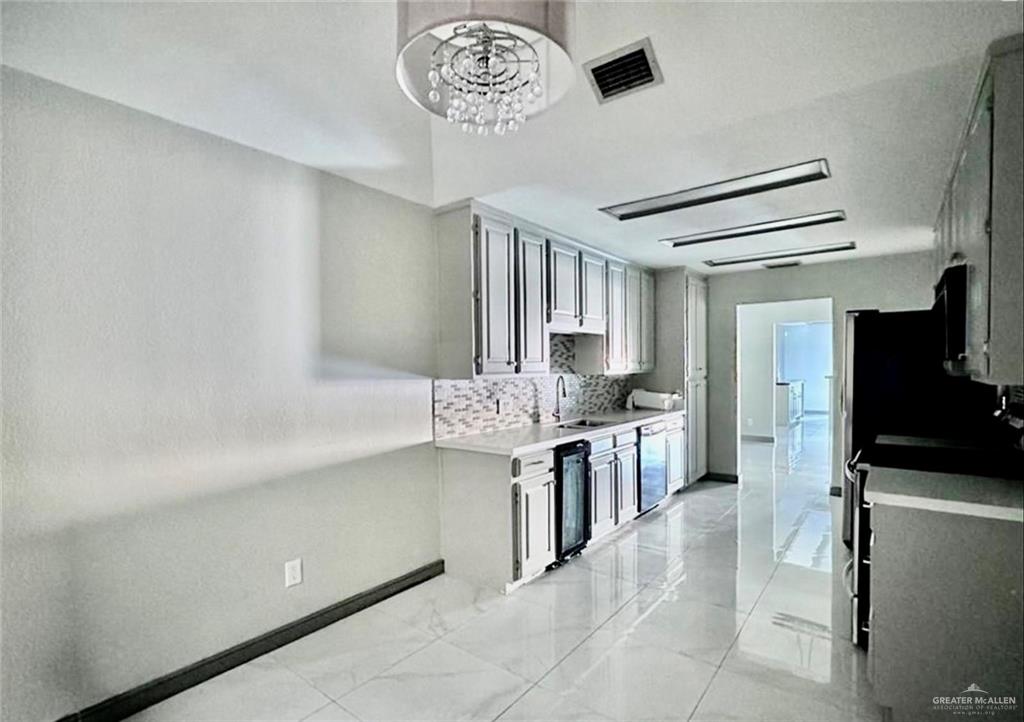 2000 South 5th Street, Unit 18 McAllen, TX 78503 - Photo 10 of 16