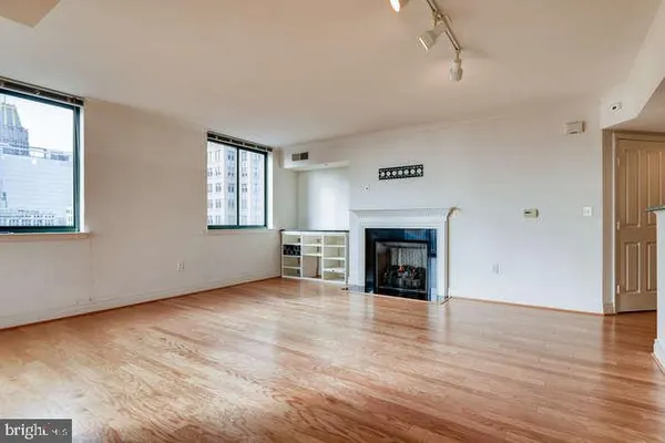 $2,300 | 414 Water Street, Unit 1903, Baltimore, MD 21202