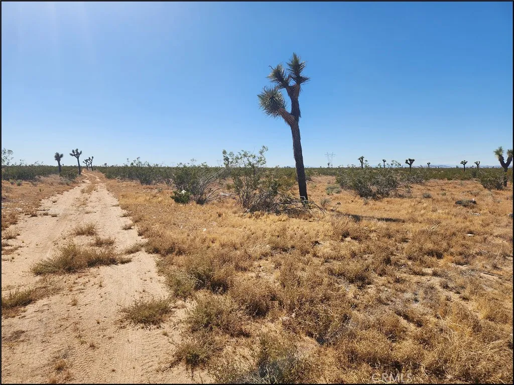 0 Middleton Road Phelan, CA 92371 - Photo 3 of 11 a view of ocean view