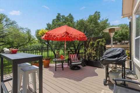 $595,000 | 132 Double Eagle Drive, Unit 132, Austin, TX 78738
