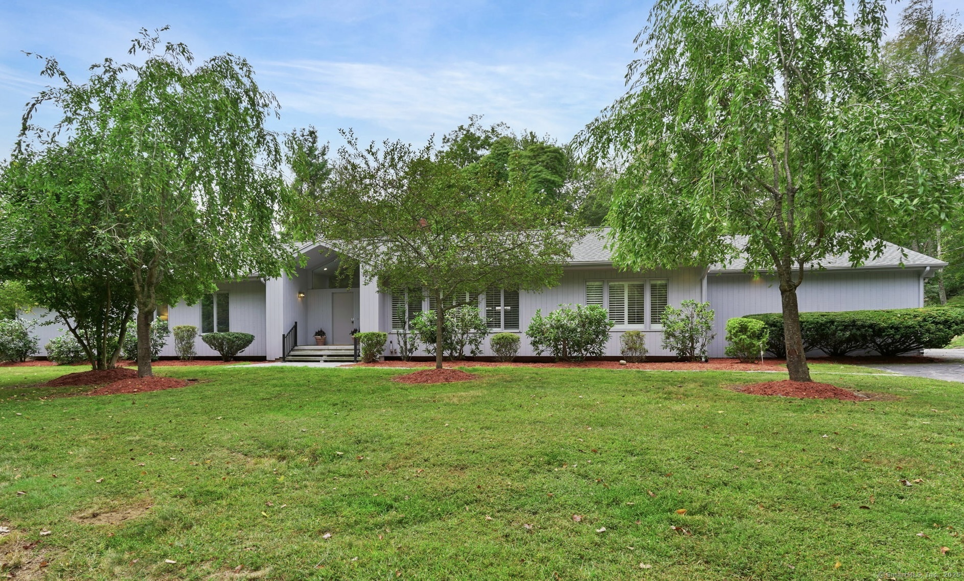 24 Pleasant Hill Road Woodbridge, CT 06525 - Photo 1 of 35