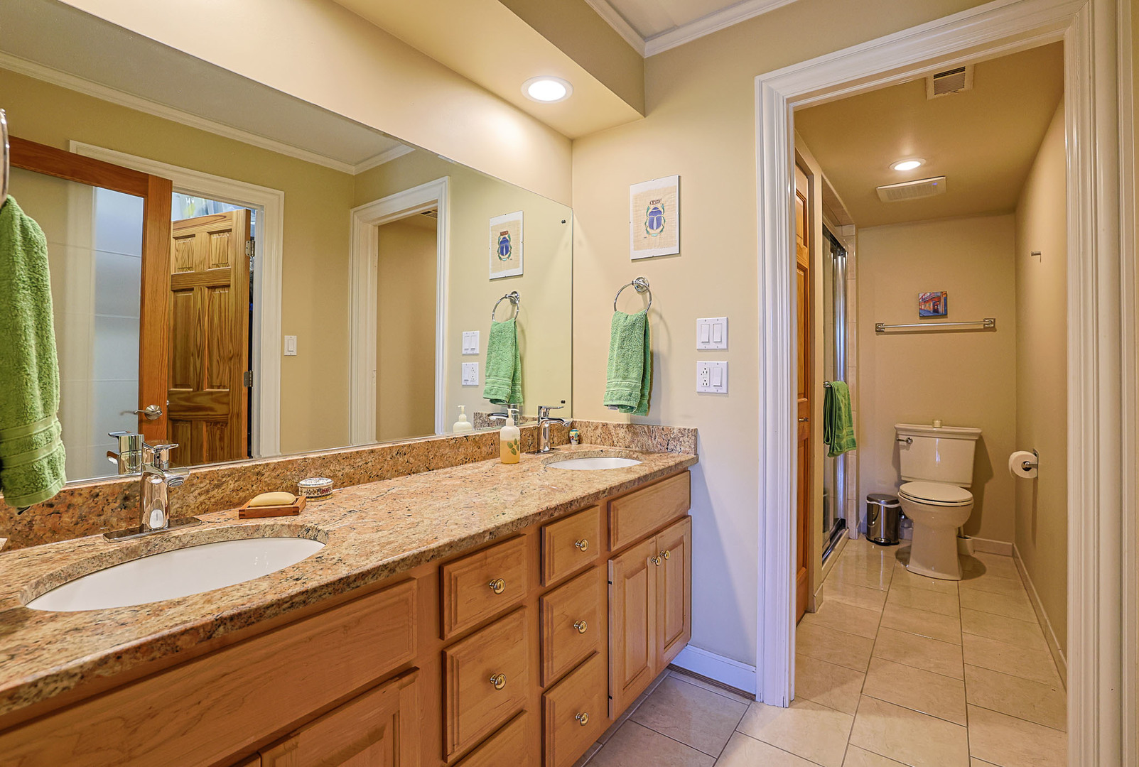 527 Cumnor Road, Unit 208 Westmont, IL 60559 - Photo 16 of 34