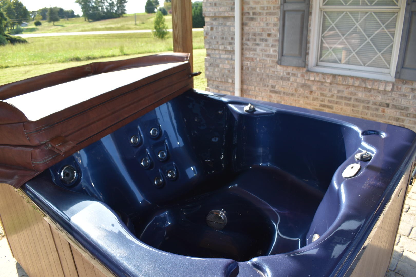 1513 Leatherwood Road Oneida, TN 37841 - Photo 13 of 37 a bath room with a sink