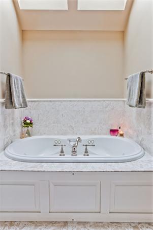 206 Cliff Road Wellesley, MA 02481 - Photo 14 of 17