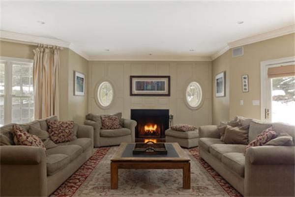 206 Cliff Road Wellesley, MA 02481 - Photo 3 of 17