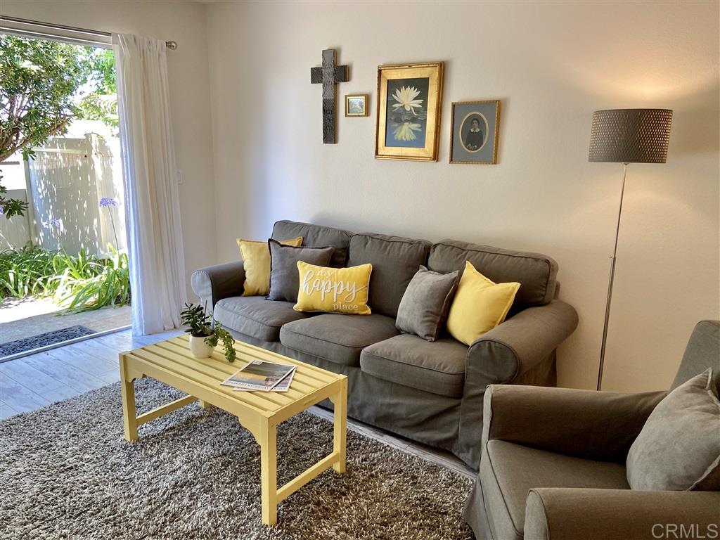 358 Abington Road Encinitas, CA 92024 - Photo 6 of 25